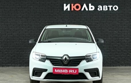 Renault Logan II, 2019 год, 800 000 рублей, 2 фотография