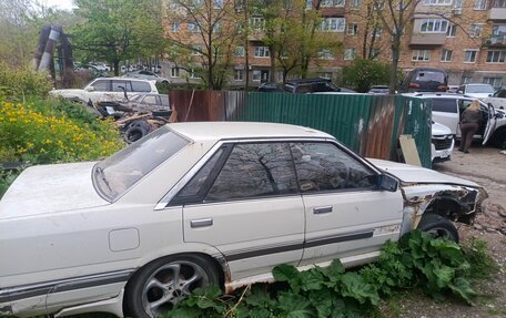 Nissan Skyline, 1985 год, 100 000 рублей, 2 фотография