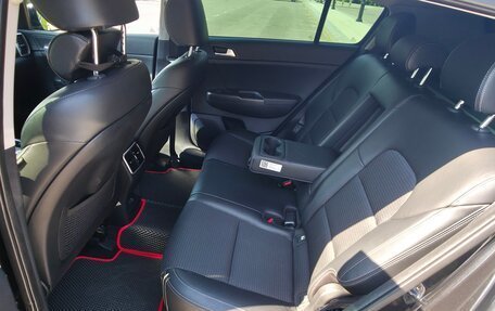 KIA Sportage IV рестайлинг, 2018 год, 2 230 000 рублей, 13 фотография