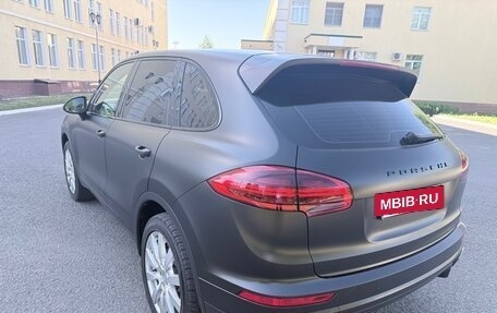 Porsche Cayenne III, 2015 год, 3 999 999 рублей, 6 фотография