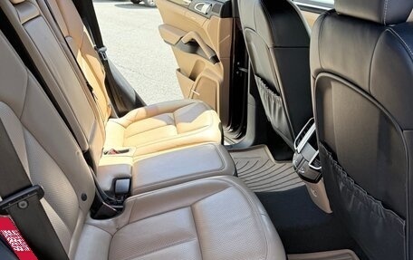 Porsche Cayenne III, 2015 год, 3 999 999 рублей, 10 фотография