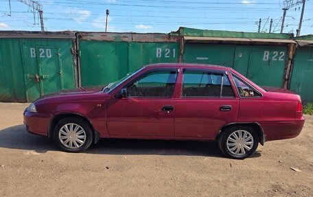Daewoo Nexia I рестайлинг, 2011 год, 250 000 рублей, 3 фотография