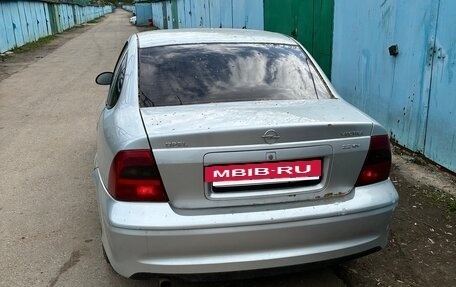 Opel Vectra B рестайлинг, 2001 год, 219 000 рублей, 9 фотография