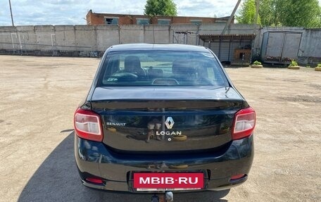 Renault Logan II, 2015 год, 750 000 рублей, 4 фотография