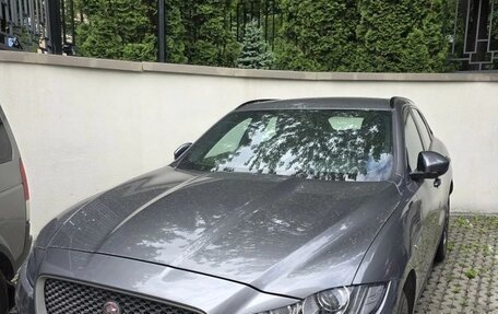 Jaguar F-Pace, 2018 год, 3 700 000 рублей, 1 фотография