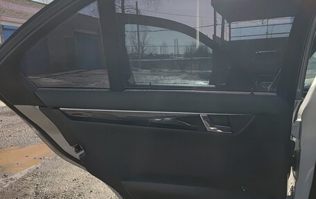 Mercedes-Benz C-Класс, 2010 год, 1 550 000 рублей, 16 фотография