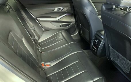 BMW 3 серия, 2019 год, 3 549 000 рублей, 13 фотография
