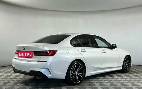 BMW 3 серия, 2019 год, 3 549 000 рублей, 21 фотография