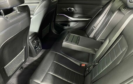 BMW 3 серия, 2019 год, 3 549 000 рублей, 31 фотография