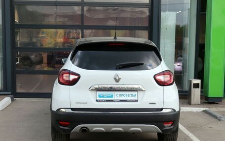 Renault Kaptur I рестайлинг, 2017 год, 1 518 000 рублей, 4 фотография