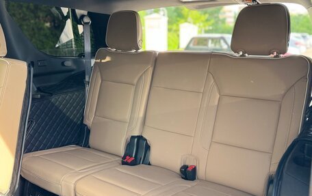 Chevrolet Tahoe IV, 2022 год, 8 800 000 рублей, 10 фотография