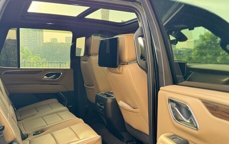 Chevrolet Tahoe IV, 2022 год, 8 800 000 рублей, 13 фотография