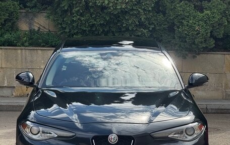 Alfa Romeo Giulia II, 2019 год, 3 000 000 рублей, 2 фотография