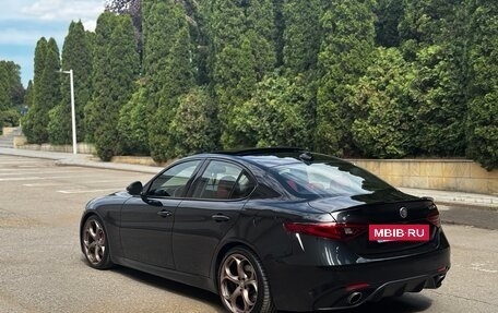 Alfa Romeo Giulia II, 2019 год, 3 000 000 рублей, 6 фотография