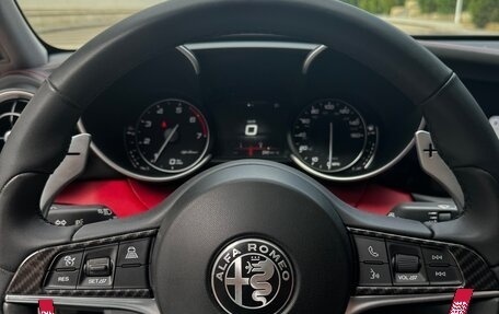Alfa Romeo Giulia II, 2019 год, 3 000 000 рублей, 20 фотография