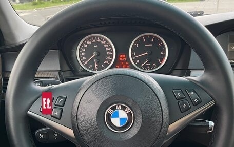 BMW 5 серия, 2004 год, 1 050 000 рублей, 29 фотография