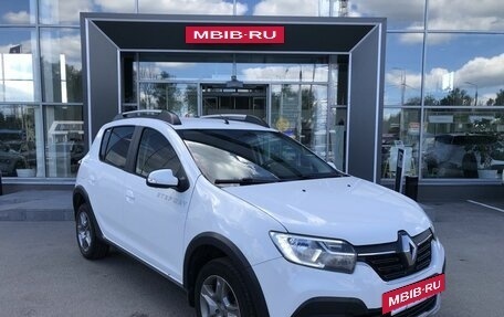 Renault Sandero II рестайлинг, 2020 год, 1 180 000 рублей, 3 фотография