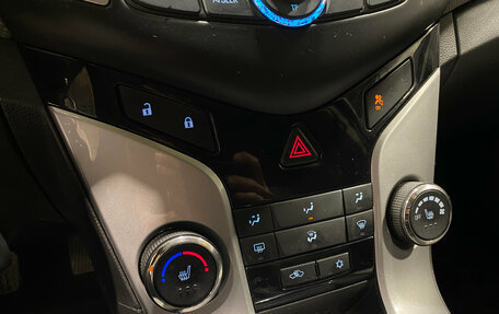 Chevrolet Cruze II, 2013 год, 949 000 рублей, 13 фотография