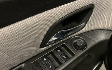 Chevrolet Cruze II, 2013 год, 949 000 рублей, 15 фотография
