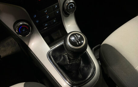 Chevrolet Cruze II, 2013 год, 949 000 рублей, 14 фотография