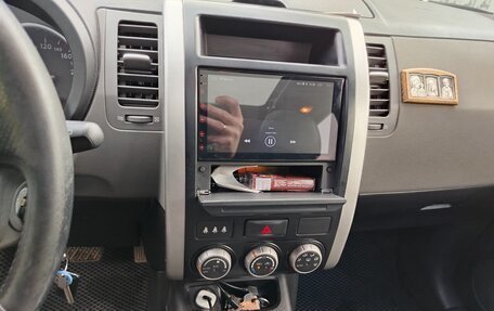 Nissan X-Trail, 2008 год, 900 000 рублей, 14 фотография