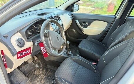 Renault Logan II, 2015 год, 810 000 рублей, 7 фотография