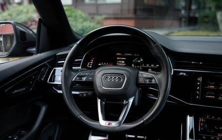 Audi Q8 I, 2019 год, 5 990 000 рублей, 17 фотография