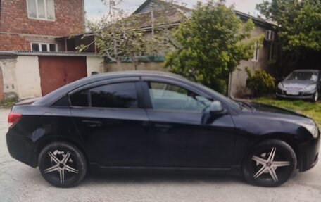 Chevrolet Cruze II, 2011 год, 650 000 рублей, 4 фотография