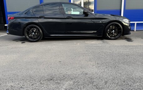 BMW 5 серия, 2020 год, 4 120 000 рублей, 4 фотография