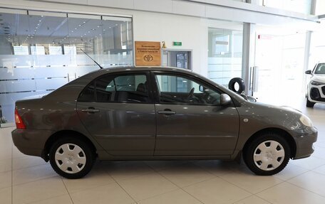 Toyota Corolla, 2005 год, 700 000 рублей, 3 фотография