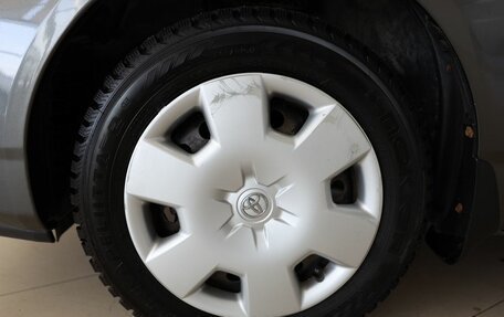Toyota Corolla, 2005 год, 700 000 рублей, 9 фотография