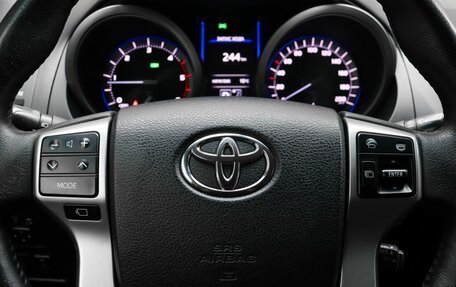 Toyota Land Cruiser Prado 150 рестайлинг 2, 2014 год, 3 249 000 рублей, 13 фотография