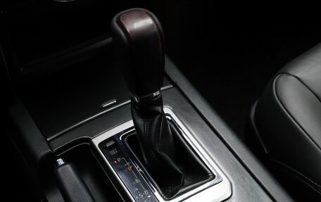 Toyota Land Cruiser Prado 150 рестайлинг 2, 2014 год, 3 249 000 рублей, 16 фотография