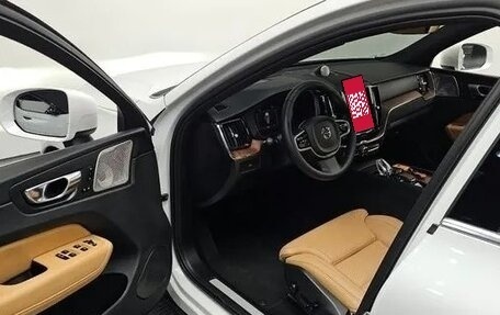 Volvo XC60 II, 2025 год, 5 917 000 рублей, 4 фотография