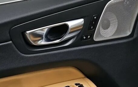 Volvo XC60 II, 2025 год, 5 917 000 рублей, 13 фотография