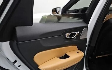 Volvo XC60 II, 2025 год, 5 917 000 рублей, 12 фотография