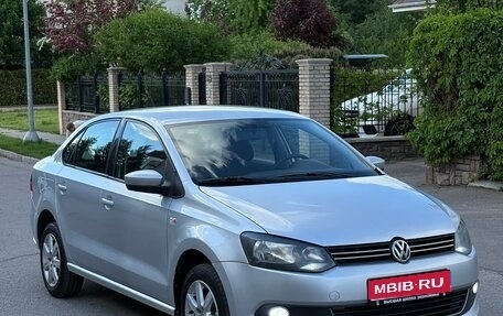 Volkswagen Polo VI (EU Market), 2011 год, 650 000 рублей, 1 фотография