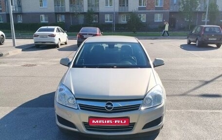 Opel Astra H, 2011 год, 840 000 рублей, 1 фотография