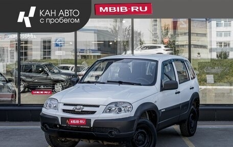 Chevrolet Niva I рестайлинг, 2015 год, 699 000 рублей, 1 фотография