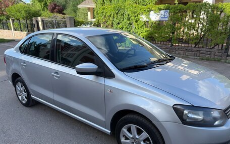 Volkswagen Polo VI (EU Market), 2011 год, 650 000 рублей, 13 фотография