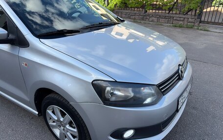 Volkswagen Polo VI (EU Market), 2011 год, 650 000 рублей, 23 фотография