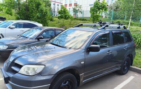 Mitsubishi Outlander III рестайлинг 3, 2008 год, 450 000 рублей, 17 фотография