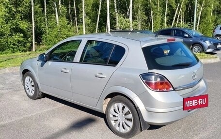 Opel Astra H, 2011 год, 840 000 рублей, 3 фотография