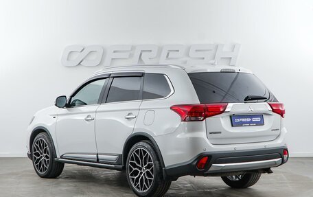 Mitsubishi Outlander III рестайлинг 3, 2017 год, 2 299 050 рублей, 2 фотография