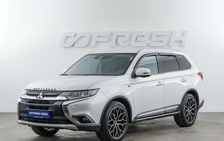 Mitsubishi Outlander III рестайлинг 3, 2017 год, 2 299 050 рублей, 5 фотография