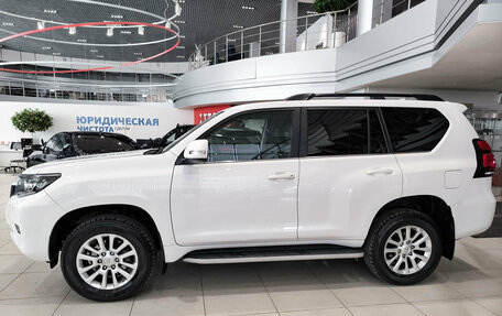 Toyota Land Cruiser Prado 150 рестайлинг 2, 2018 год, 4 315 000 рублей, 10 фотография