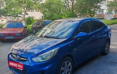 Hyundai Solaris II рестайлинг, 2011 год, 380 000 рублей, 2 фотография