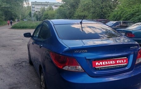 Hyundai Solaris II рестайлинг, 2011 год, 380 000 рублей, 6 фотография