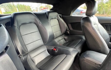 Ford Mustang VI рестайлинг, 2019 год, 3 200 000 рублей, 8 фотография