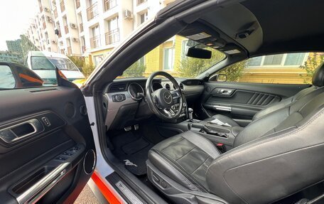 Ford Mustang VI рестайлинг, 2019 год, 3 200 000 рублей, 10 фотография